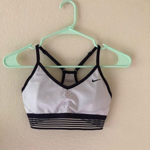 Nike sports Bra in light and dark purple